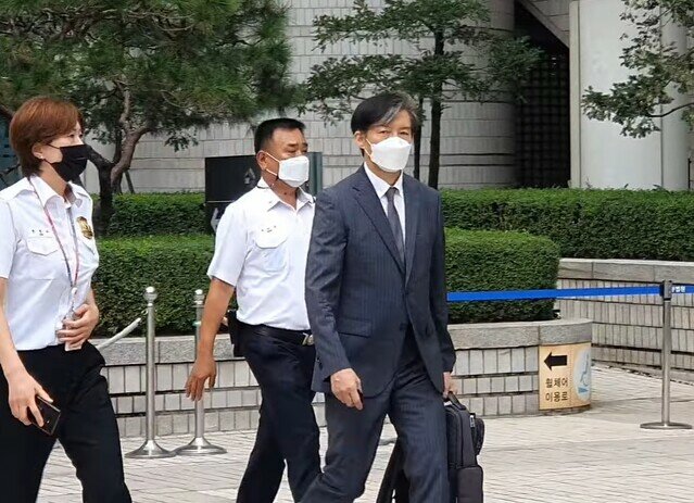 “檢, 3년 간 조국 가족 대화 7천 페이지 분량 샅샅이 뒤졌다.“